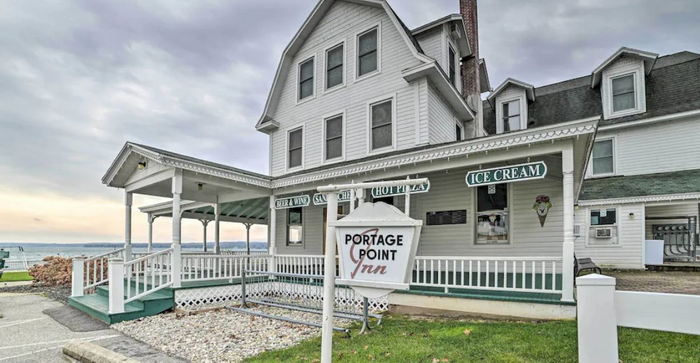 Portage Point Resort (Portage Point Inn) - Web Listing